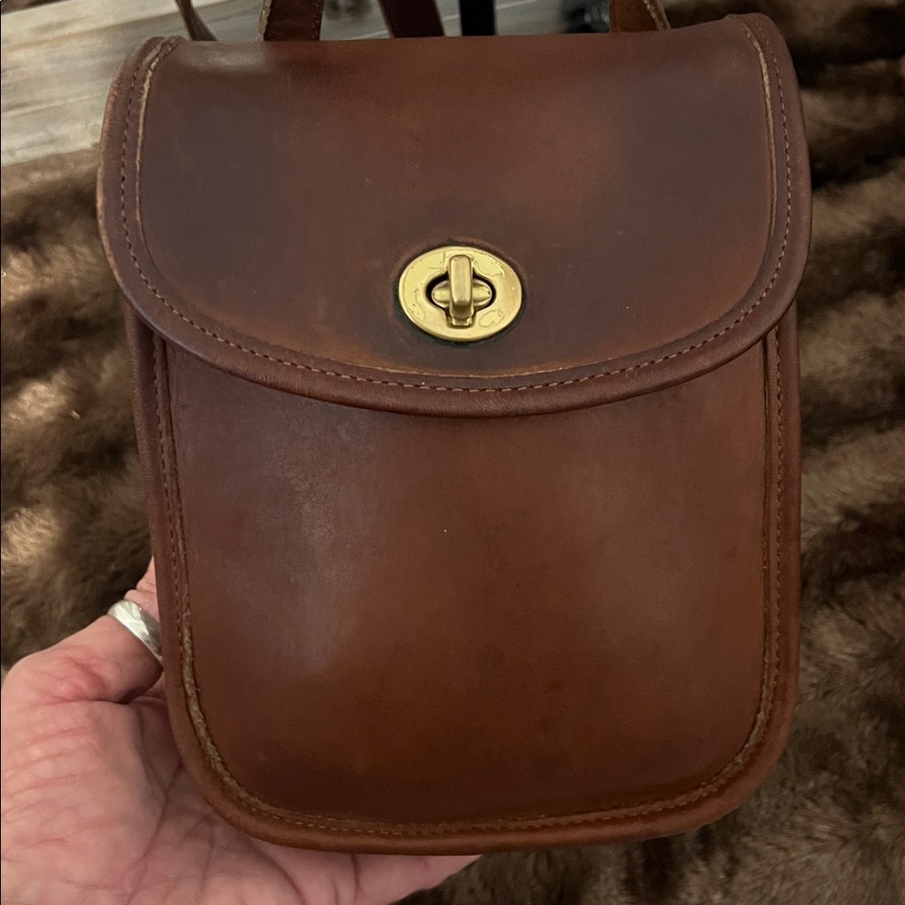 Coach Vintage Sidepack Crossbody Bag - Picture 2 of 10
